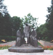 Yaroslavl, La Esculptura de la Trinidad